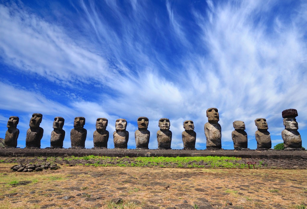 本物のモアイ像は、さんさん商店街から車で5分【キラキラ丼完食後は